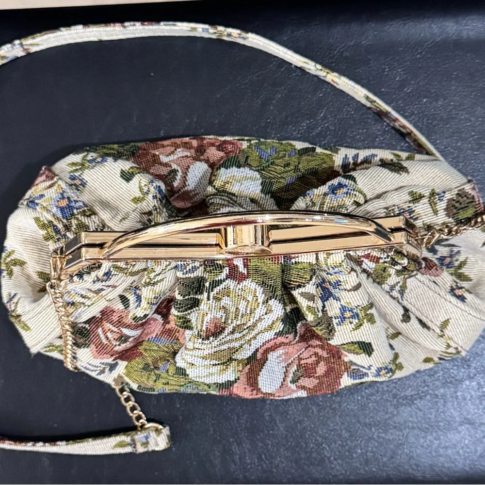 Antik Kraft Vintage Floral Purse - Picture 4 of 5